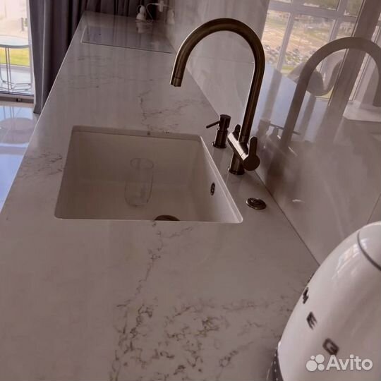 Столешница из кварца под ключ