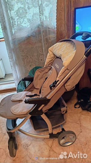 Прогулочная коляска