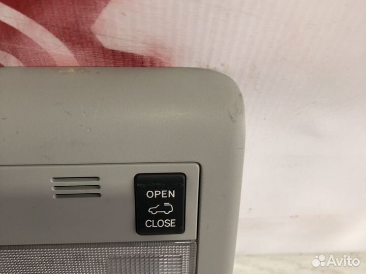 Toyota Land Cruiser 200 Плафон салонный