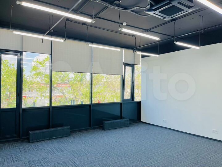 Панорамный Офис, 27.7 м²Вода, Парковка, Центр