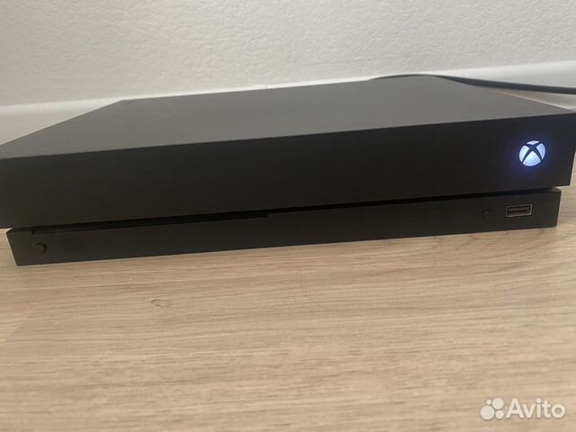 Консоль Xbox one x