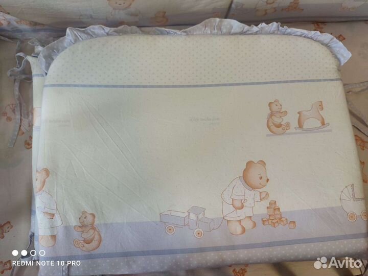 Бортики в кроватку