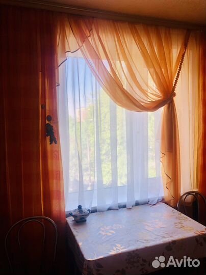 Тюль для кухни с Ламбрекеном