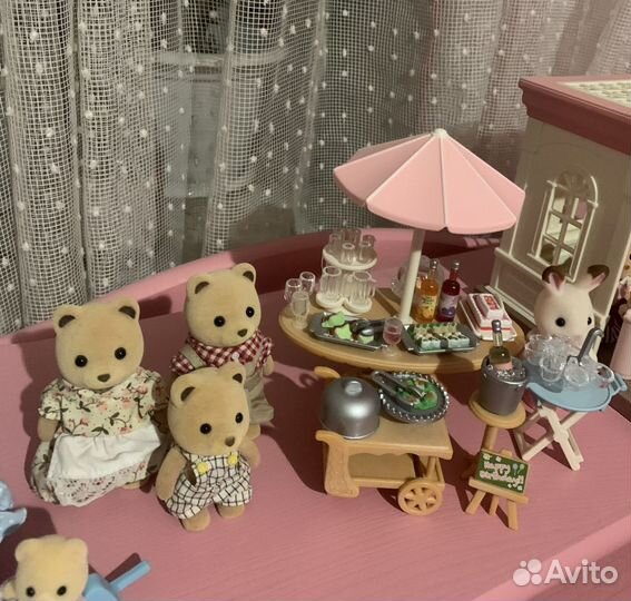 Sylvanian families семьи,зверята,доктор,модница