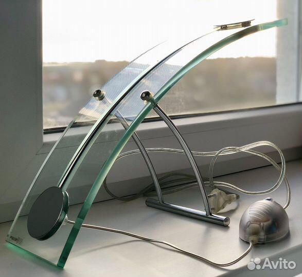 Настольная лампа стеклянная