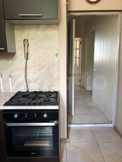 2-к. квартира, 50 м², 3/3 эт.