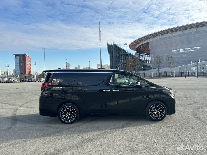 Toyota Alphard 3.5 AT, 2018, 221 000 км