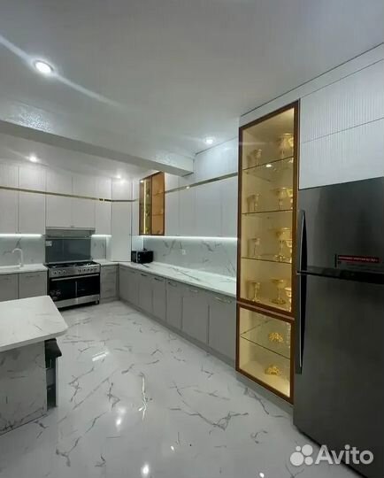 Кухни на заказ, кухонные гарнитуры