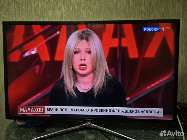 Телевизор samsung SMART tv 40