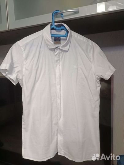 Рубашка белая на молнии