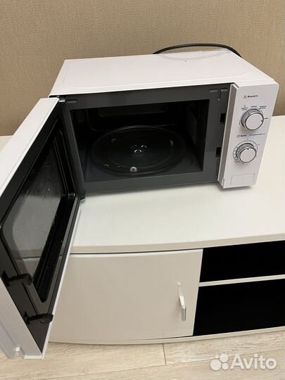 Микроволновая печь Midea