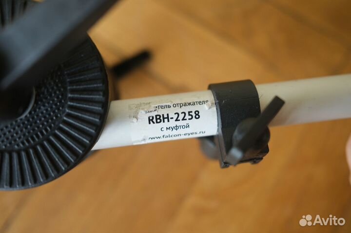 Держатель отражателя Falcon Eyes RBH-2258 с муфтой