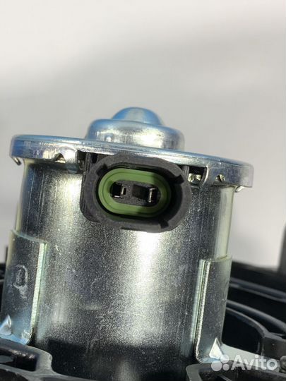 Вентилятор радиатора охлаждения двигателя диффузор