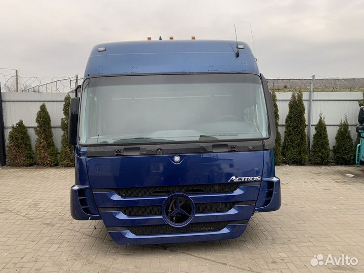 Кабина Mercedes-Benz Actros