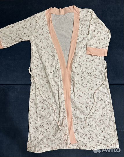 Халат женский новый с зайцем