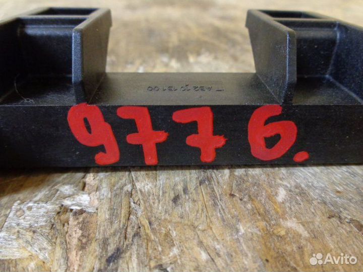 Антенна Audi A6 C6 ccea 2009