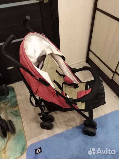 Прогулочная коляска