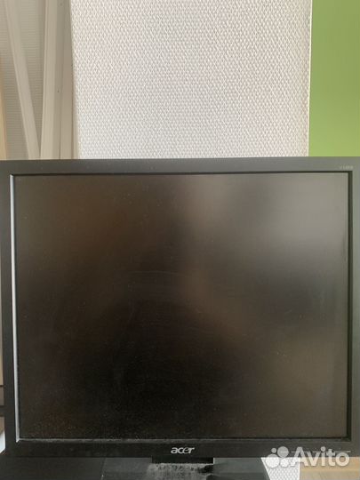 Монитор Acer v193