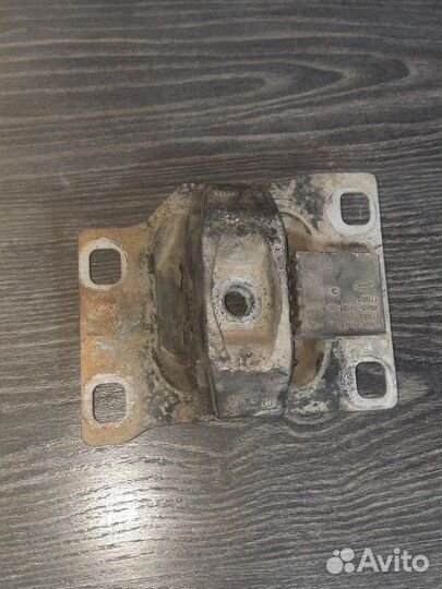Подушка АКПП ford focus 1