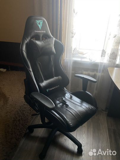 Игровое кресло thunderx3 EC3 Black