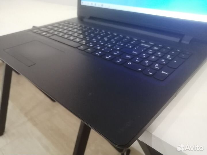 Свежий офисный ноутбук Lenovo на SSD