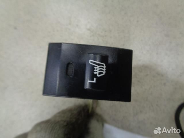 Кнопка обогрева сидений Kia Sorento 2002-2009