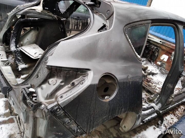 Крыло правое заднее Opel Astra 2011 J a16xer