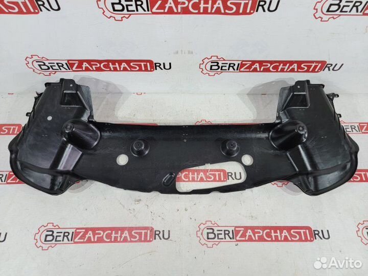 Пыльник бампера задний Mercedes-Benz Cla-Class