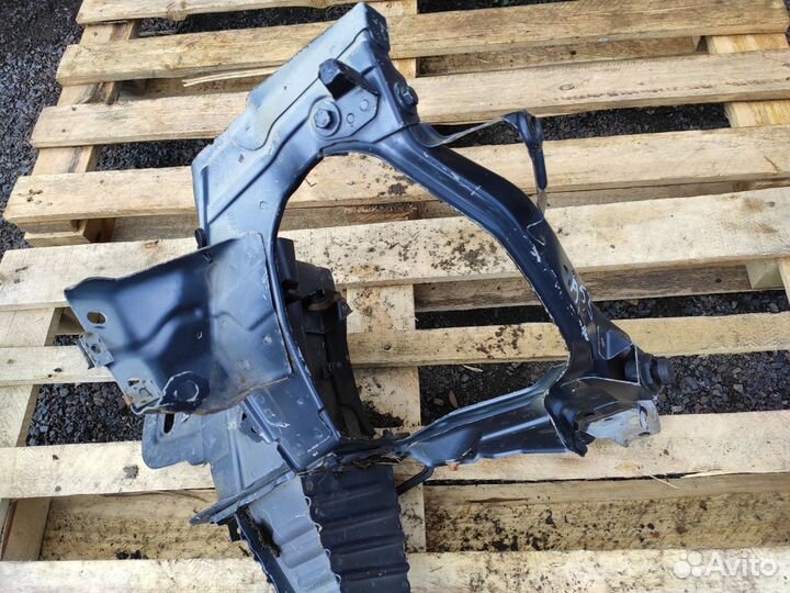 Панель фары правая Очки на Opel Zafira B