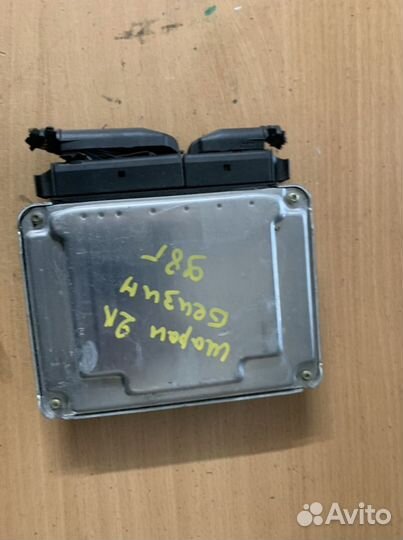 Блок управления двигателем (двс) Audi A2 8Z