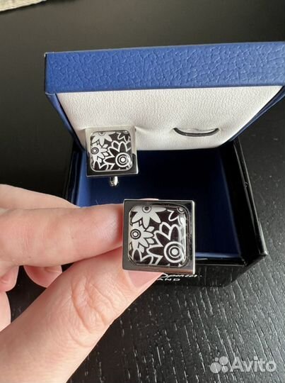 Запонки женские