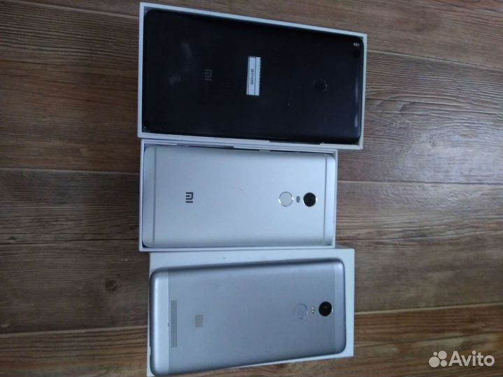Телефон Xiaomi на запчасти