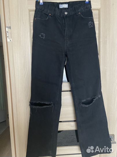 Джинсы Bershka