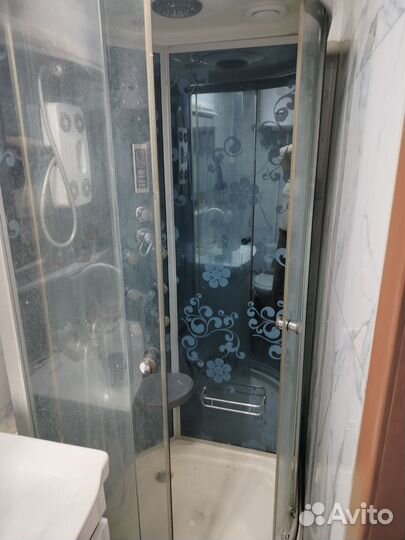Продам душевую кабину