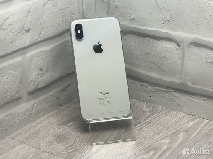 iPhone Xs, 64 ГБ