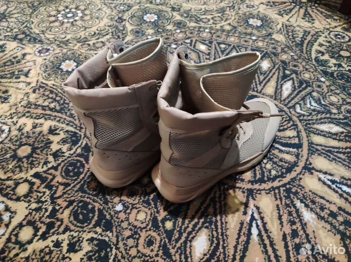 Туристические ботинки мужские