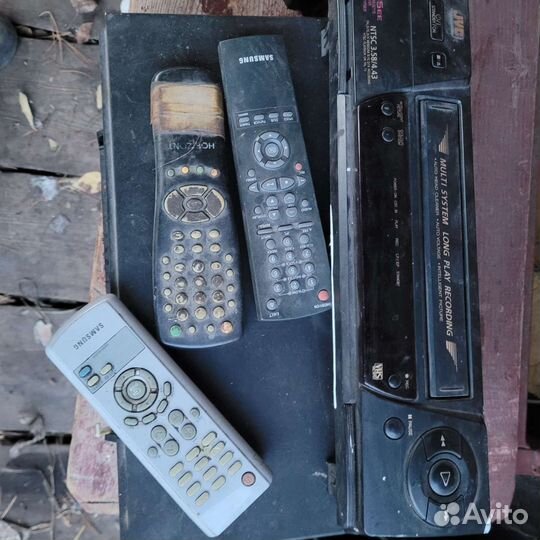 Видеомагнитофон