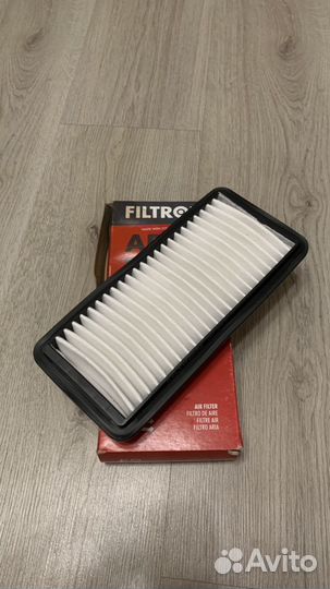 Воздушный фильтр на Kia Picanto