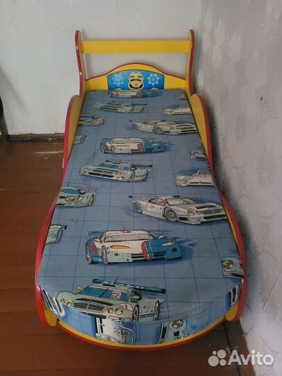 3 кровати подростковые и детская
