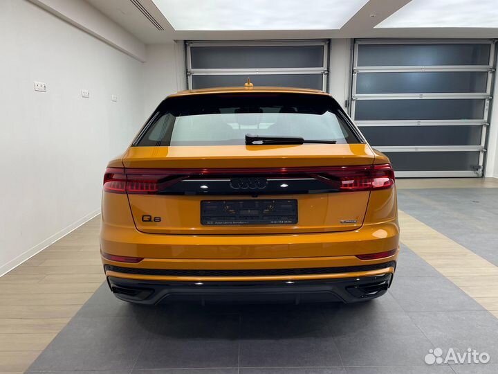 Audi Q8 3.0 AT, 2022