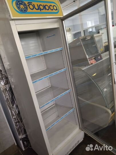 Холодильная витрина для напитков