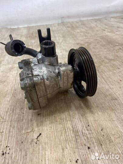 Насос гидроусилителя руля Hyundai Getz TB 1.1