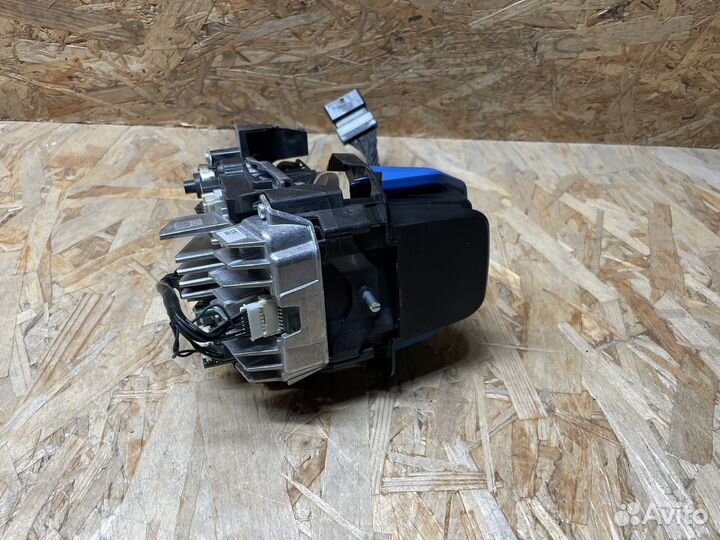 Линза правой фары bmw x5 g05 laser