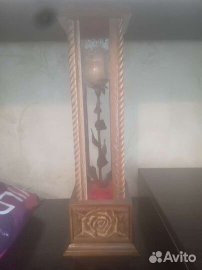 Роза в стекле