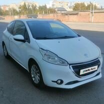 Peugeot 208 1.2 MT, 2013, 120 000 км, с пробегом, цена 599 000 руб.