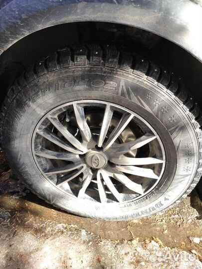 Dunlop SP Winter Ice 02 205/65 R15 94H