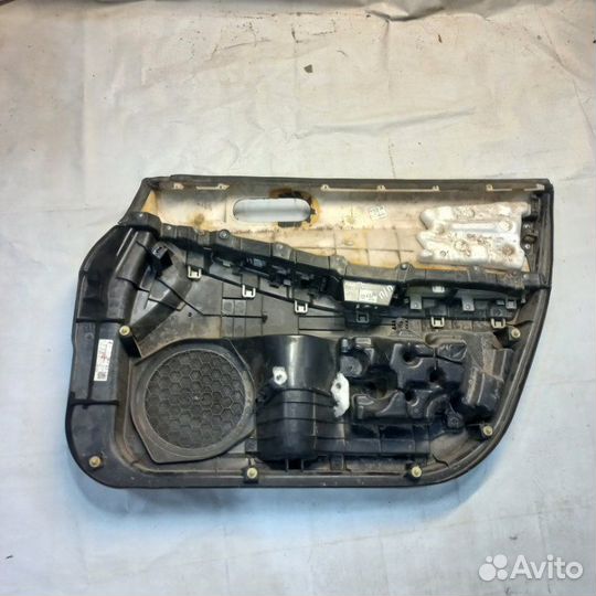 Обшивка двери передняя левая Mazda Cx-7