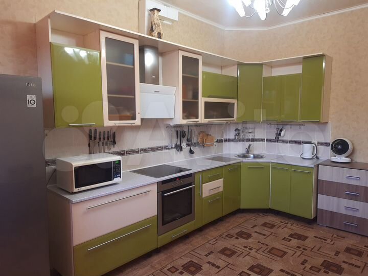 2-к. квартира, 80 м², 6/7 эт.