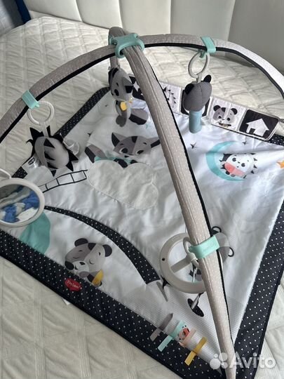 Развивающий коврик tiny love