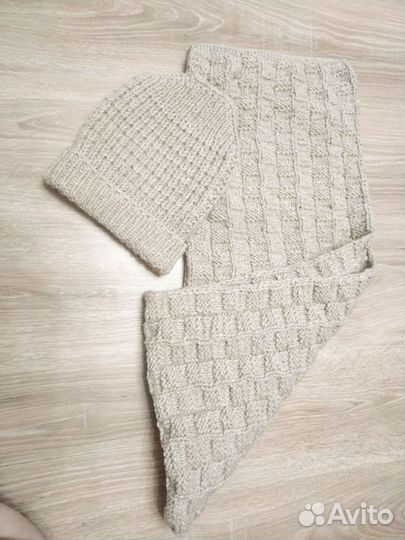 Комплект шапка и снуд женский